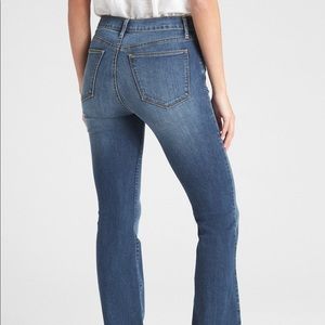 Gap Mid Rise Perfect Boot Jeans With Washwell™